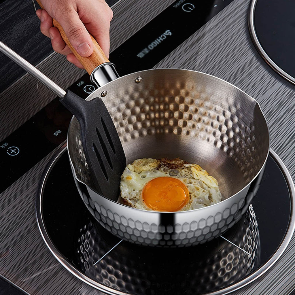 1.8L 304 Stainless Steel Saucepan with Pour Spout